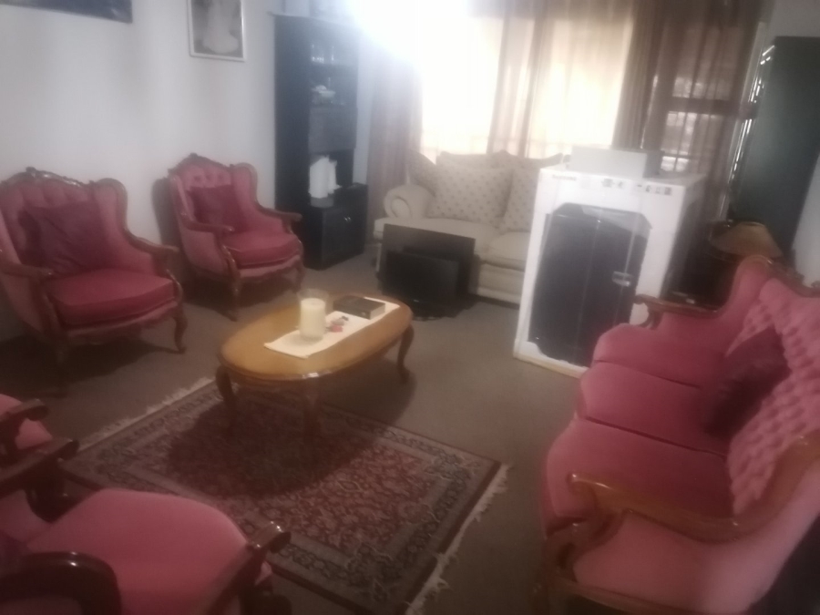 3 Bedroom Property for Sale in Pellissier Free State